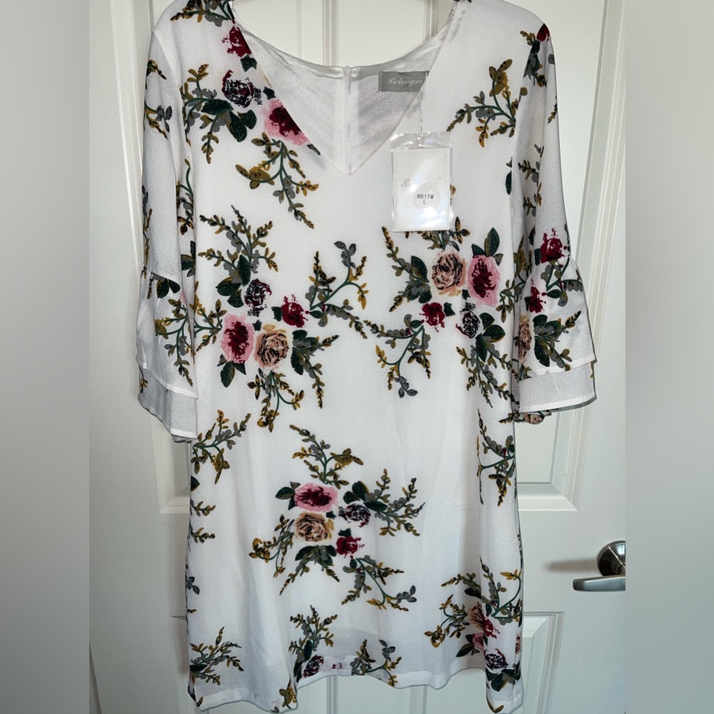 Beautiful Floral Dress size large